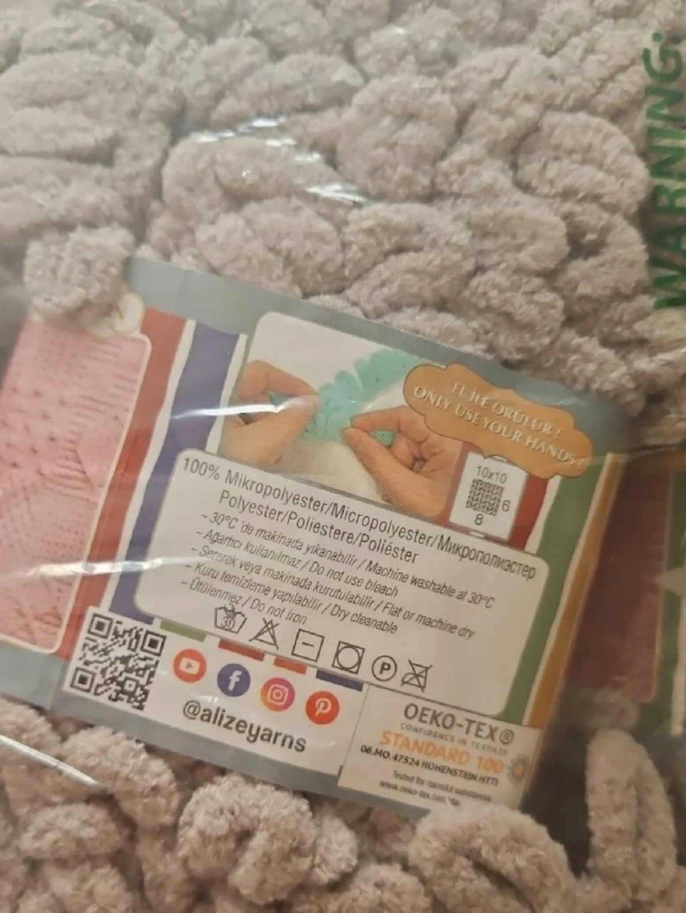 Plush Chunky Knit Throw Blanket - Taupe